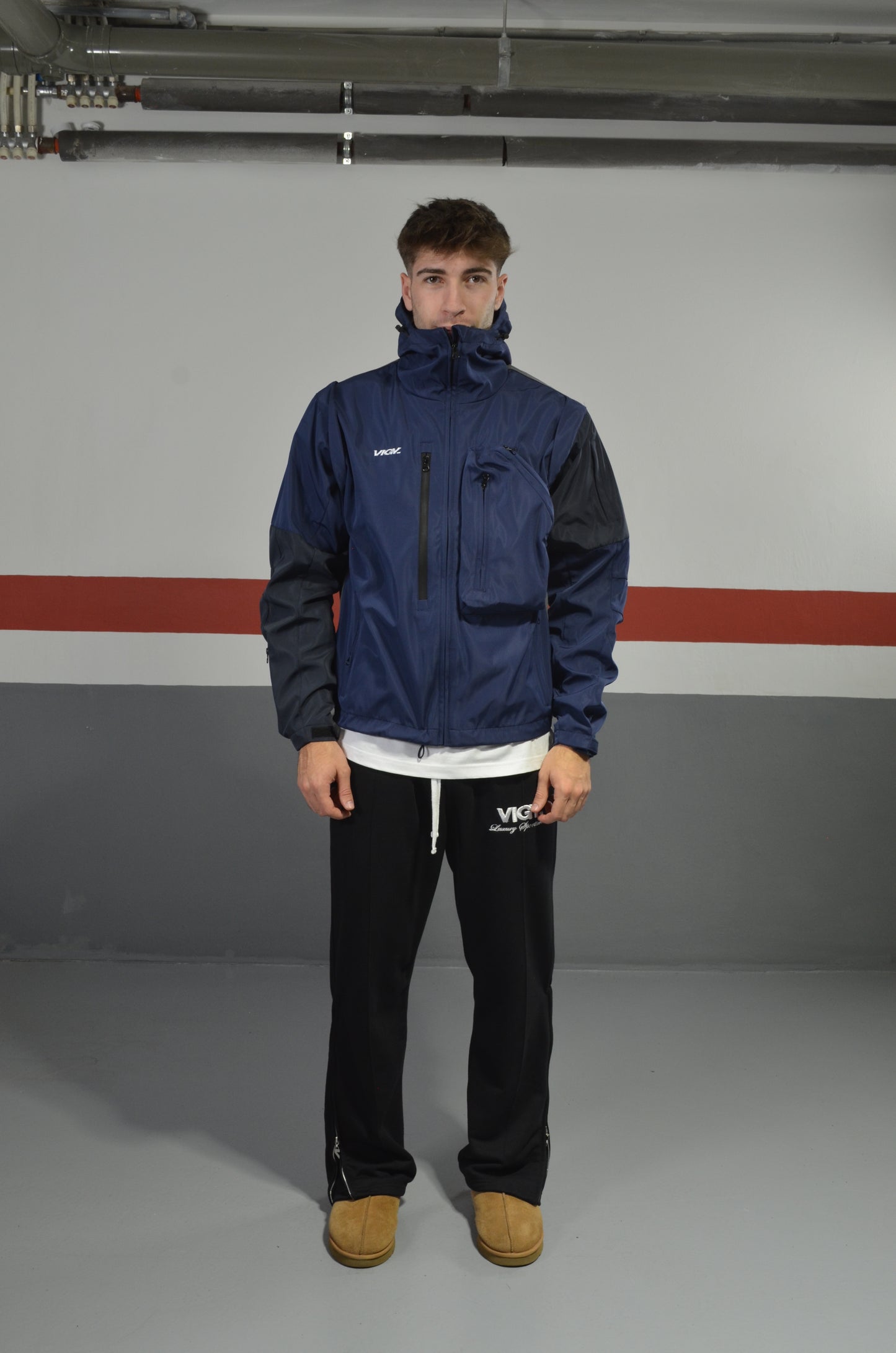 WATERPROOF SHELL JACKET