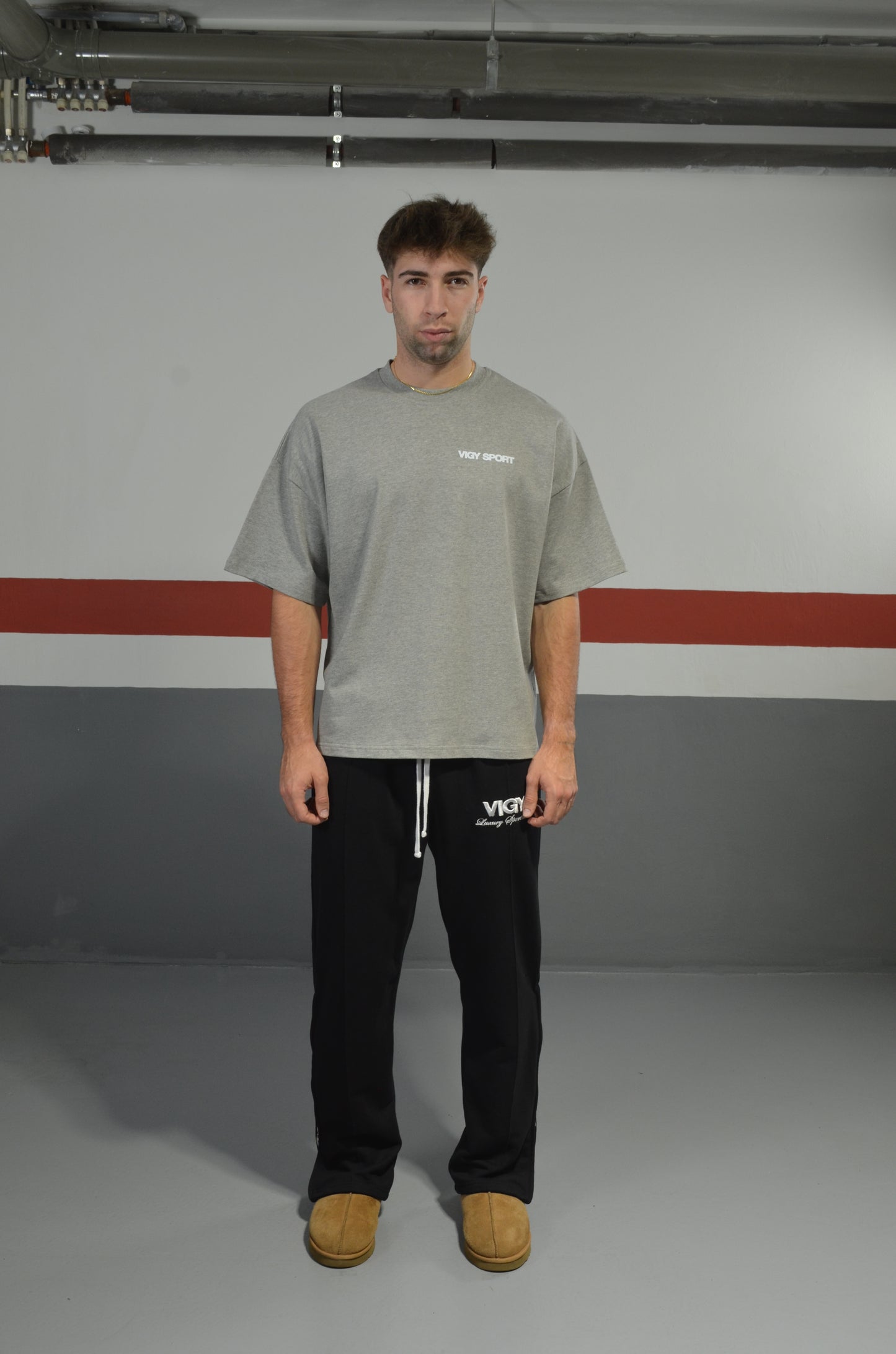 ESSENTIAL T-SHIRT