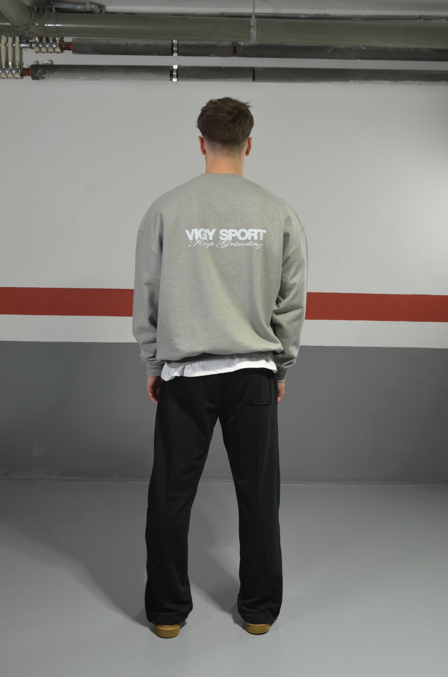 ESSENTIAL CREWNECK