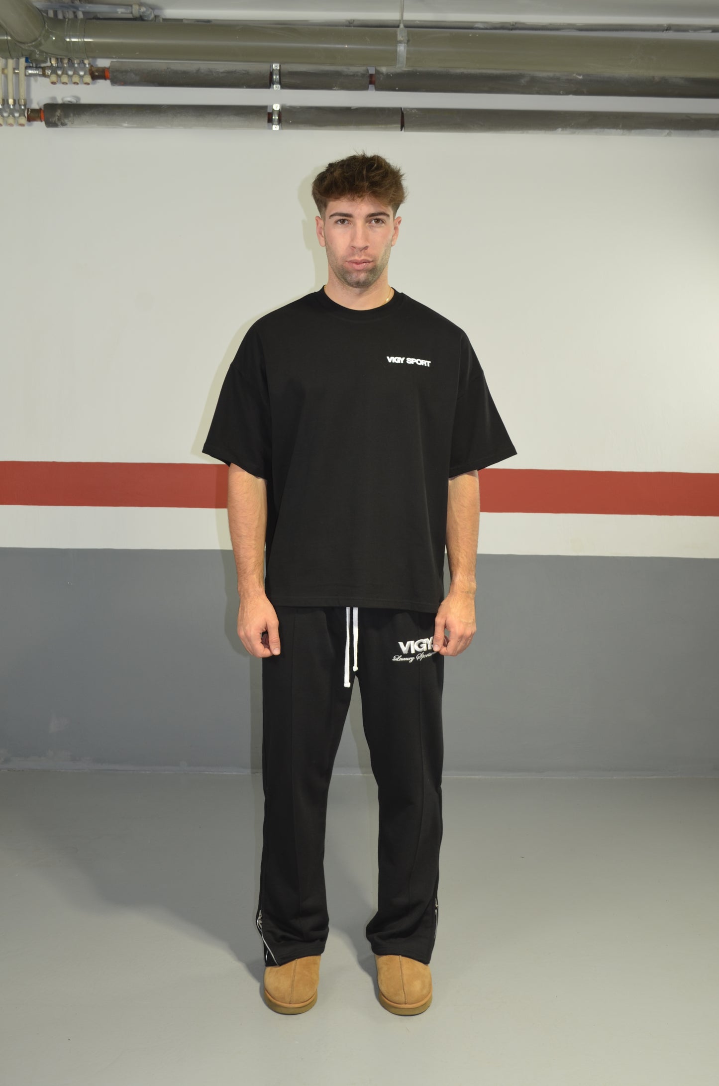 ESSENTIAL T-SHIRT