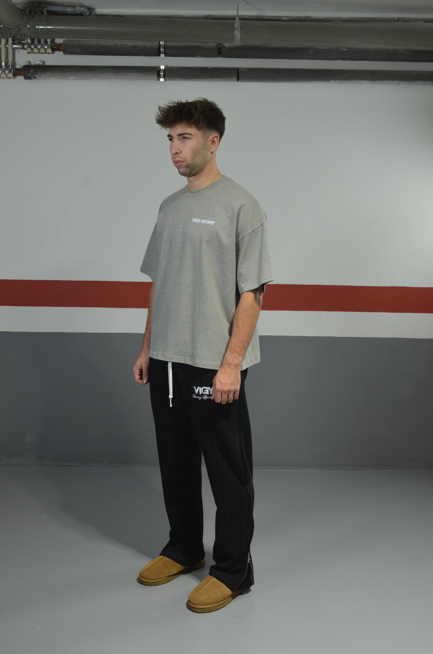 ESSENTIAL T-SHIRT