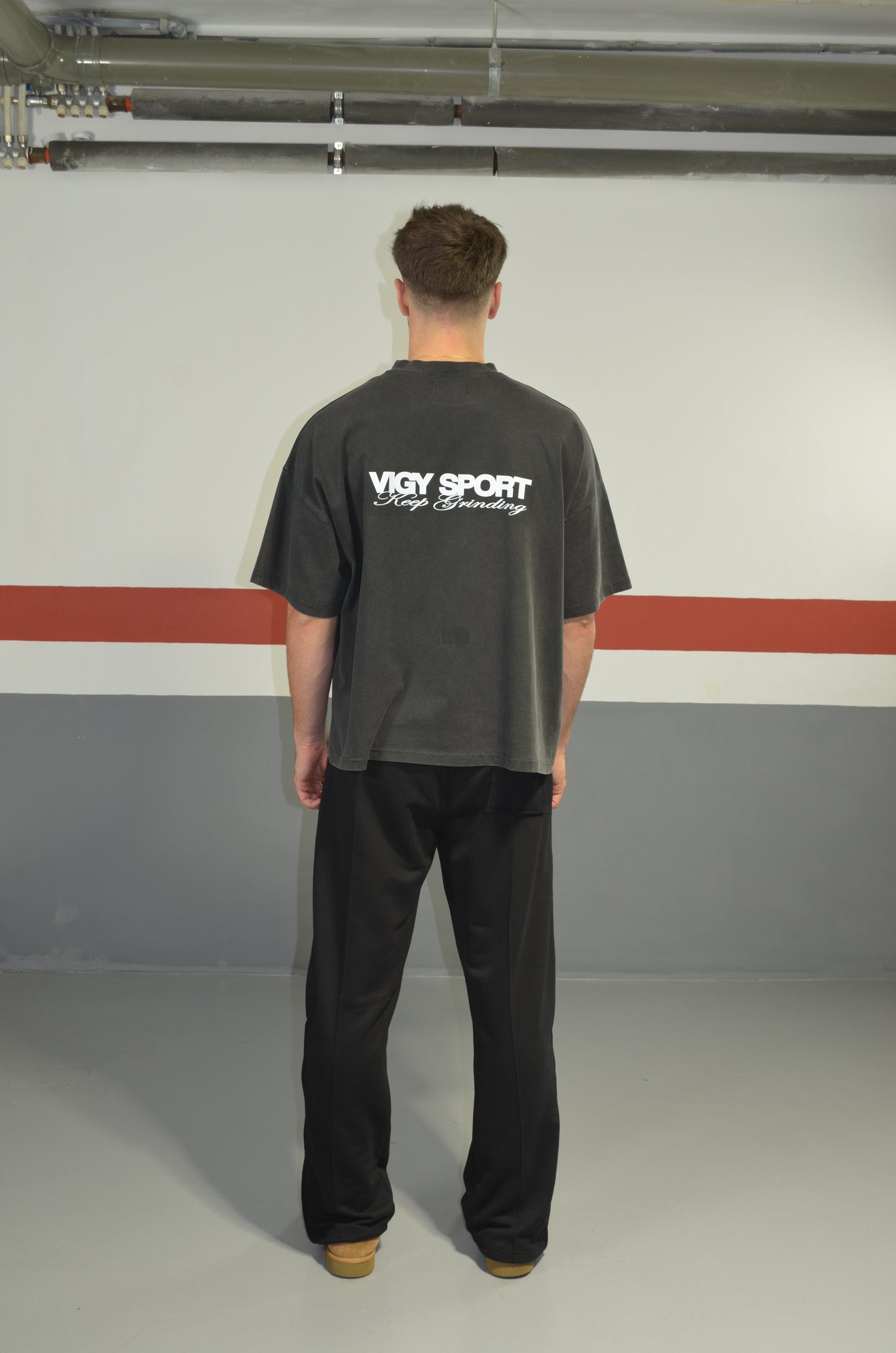 ESSENTIAL T-SHIRT